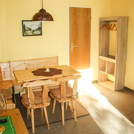 Guest house Landgasthof Zur Quelle 2*