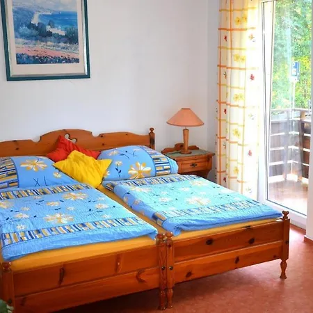 Guest house Landgasthof Zur Quelle 2*