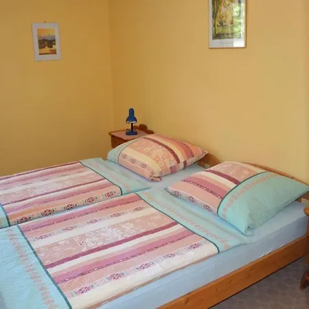 Landgasthof Zur Quelle Guest house 2*